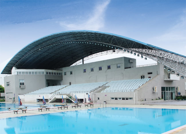 安宁游泳馆网架