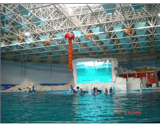 安宁游泳馆螺栓球网架